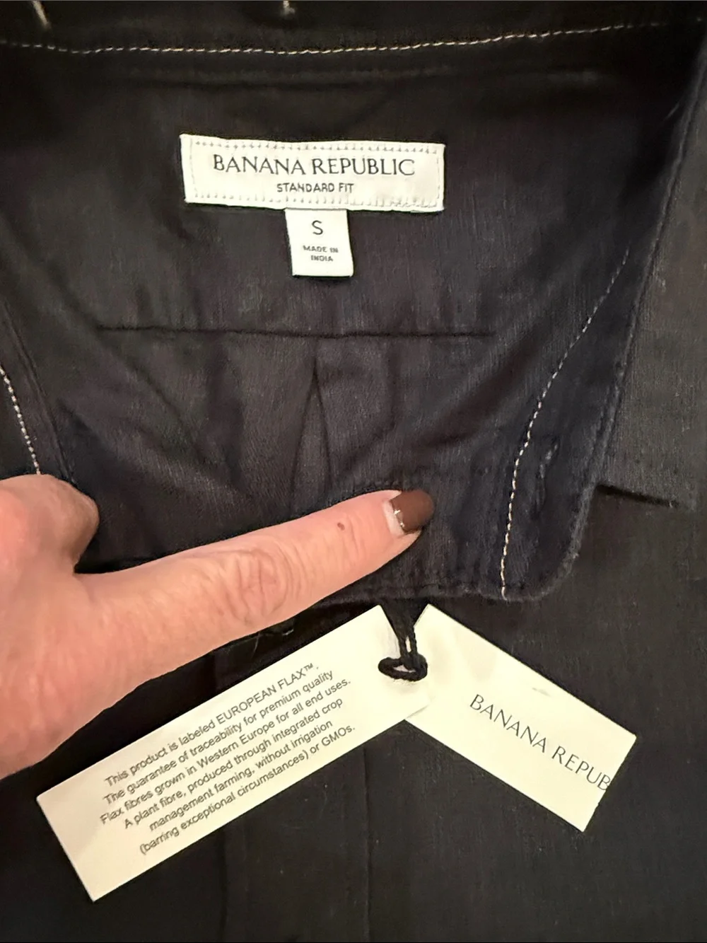 NWT Banana Republic 100% Linen Standard Fit Button Down shirt size S